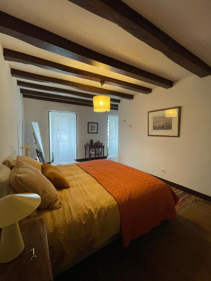 Villebois-Lavalette Auberge Du Boisne מראה חיצוני תמונה